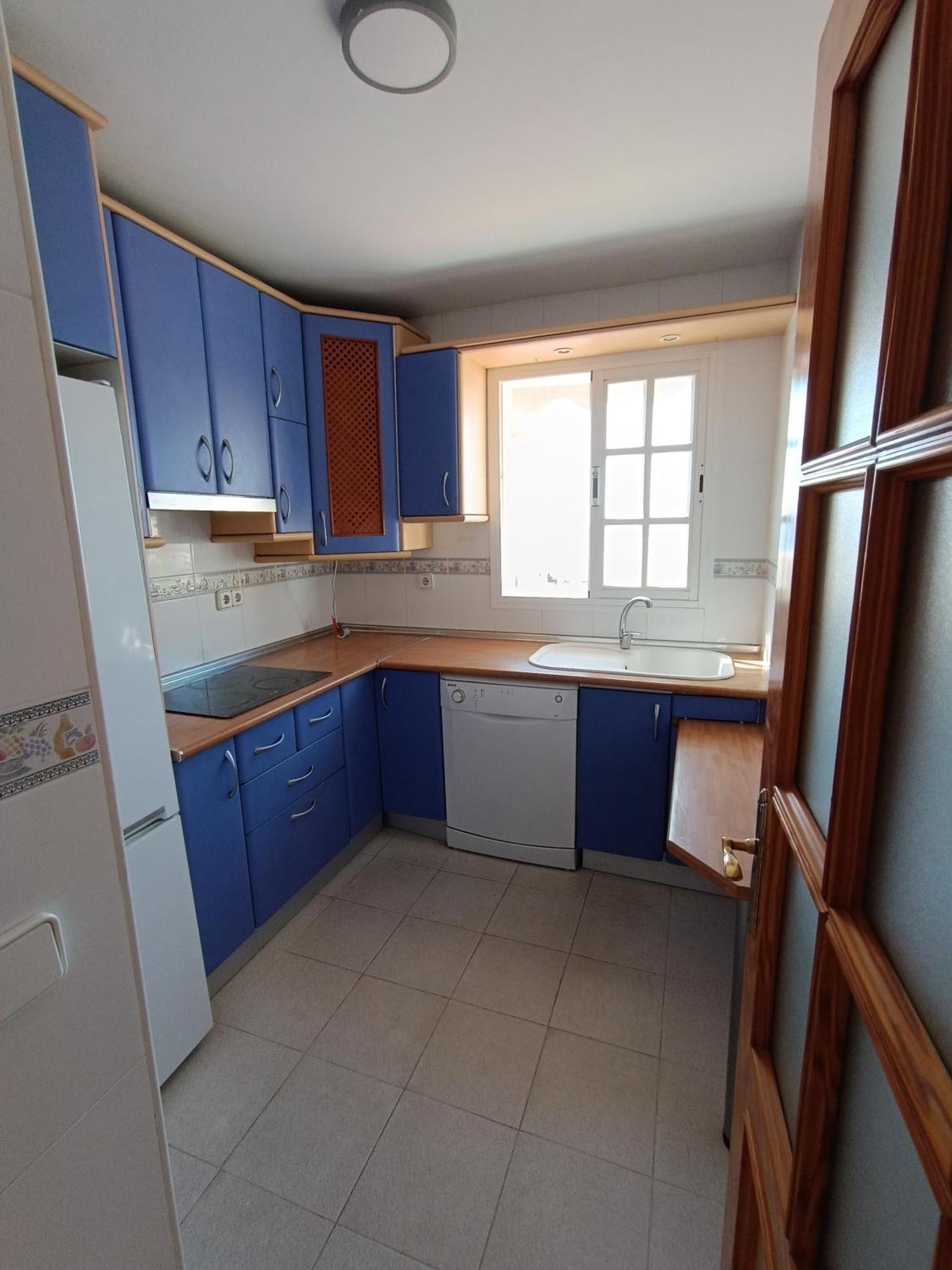 Lovely Penthouse In Front Of The Beach With Free Parking Malaga Exterior photo
